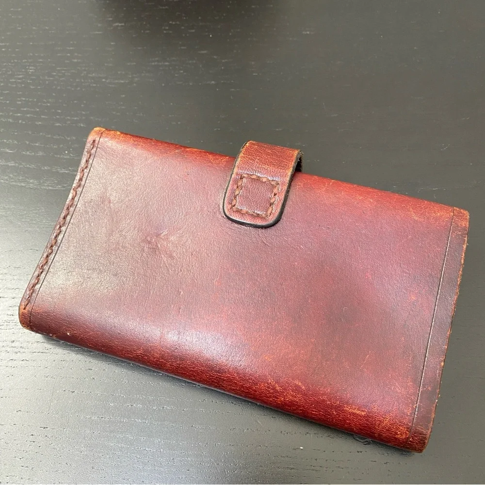 N/A elegant reddish